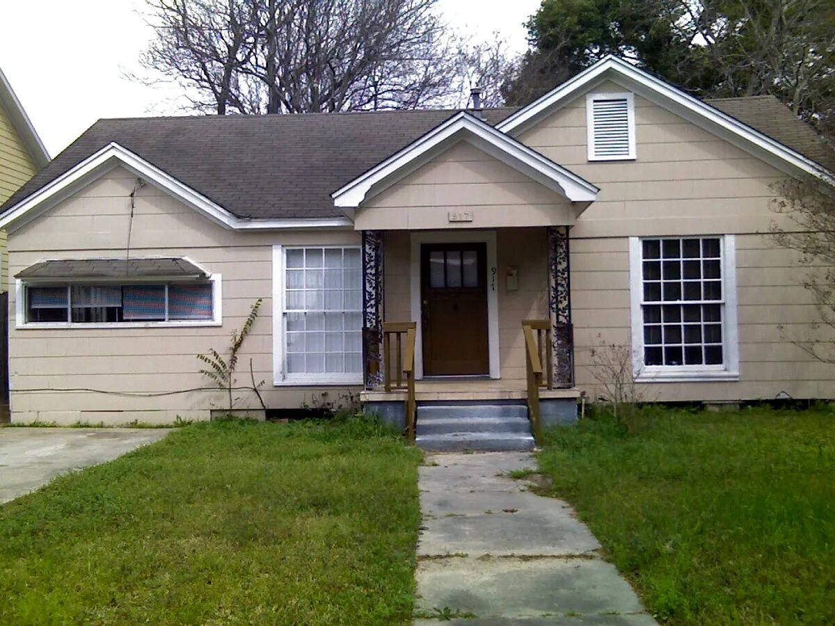 Older tan single-family home